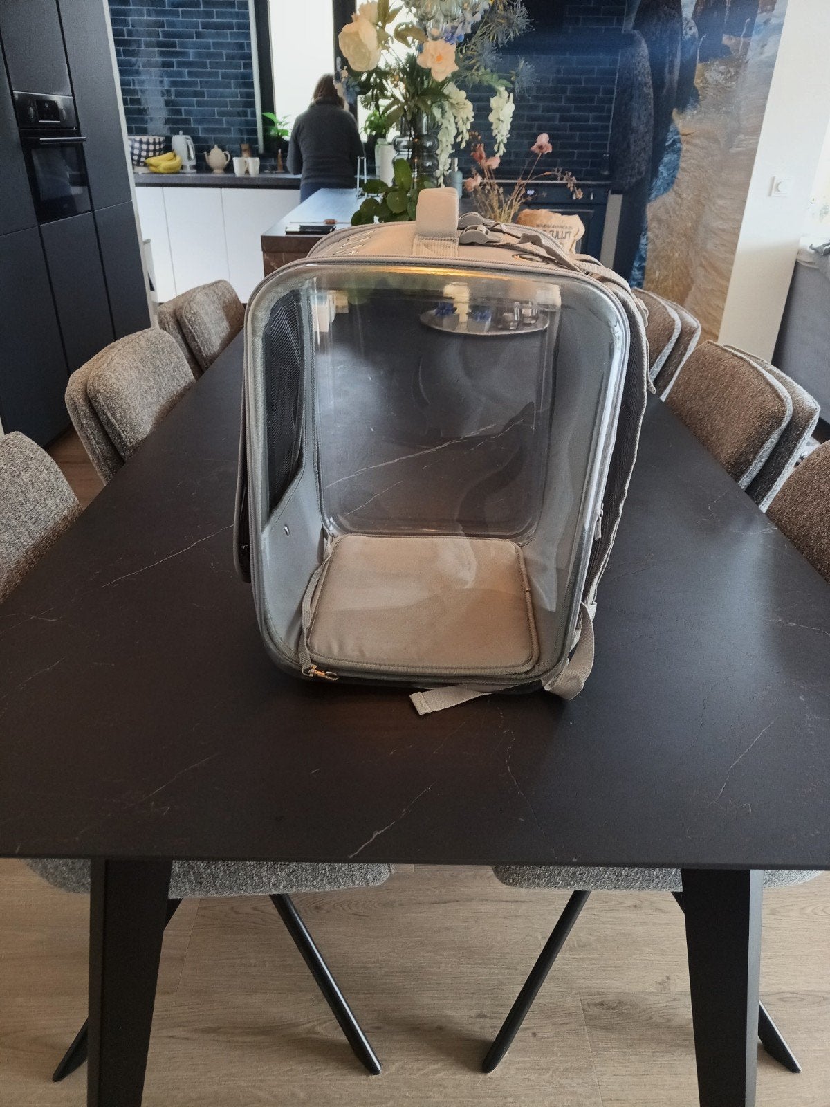 Te koop Petseek katten draagbox.

Deze luxe, duurzame en mod, Ophalen of Verzenden