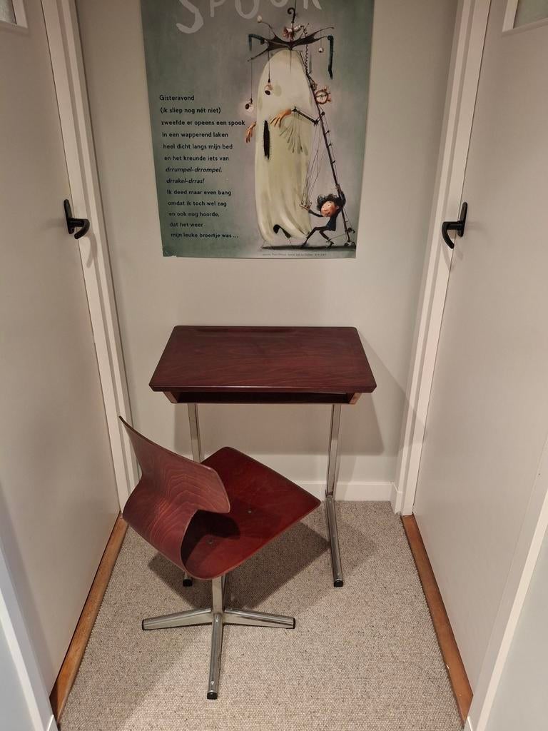 Vintage schoolstafel en stoeltje, Ophalen