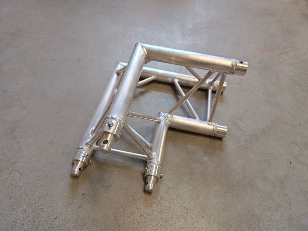 Milos Pro-30 triangle P-Truss, hoek 90 graden, blank #NIEUW#, Muziek en Instrumenten, Ophalen, Johann-Krane-Weg 27 Münster 48149 Germany