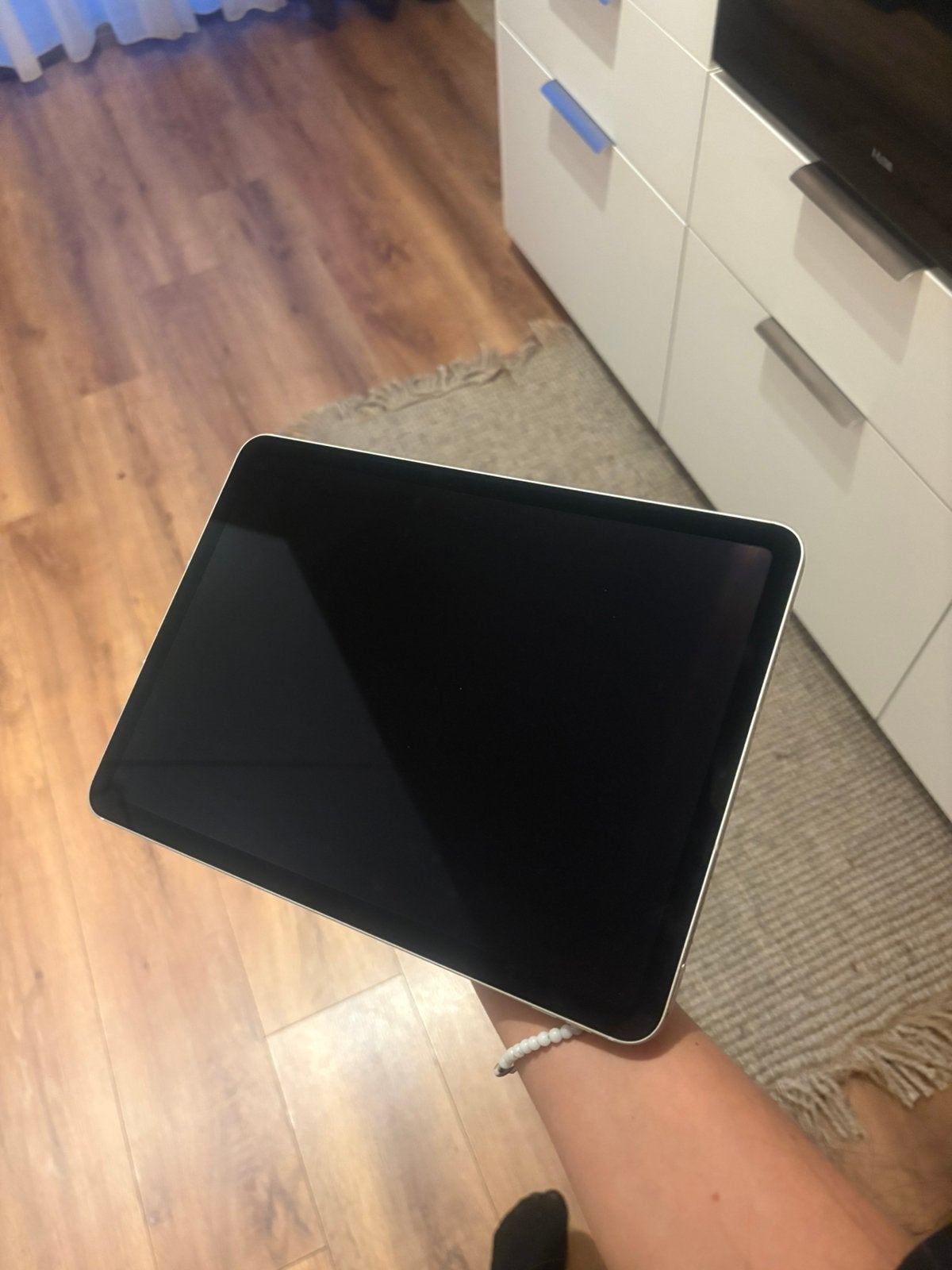 iPad Air 5e generatie 2022-64GB–Wi-Fi+Cellular-Sterrenlicht