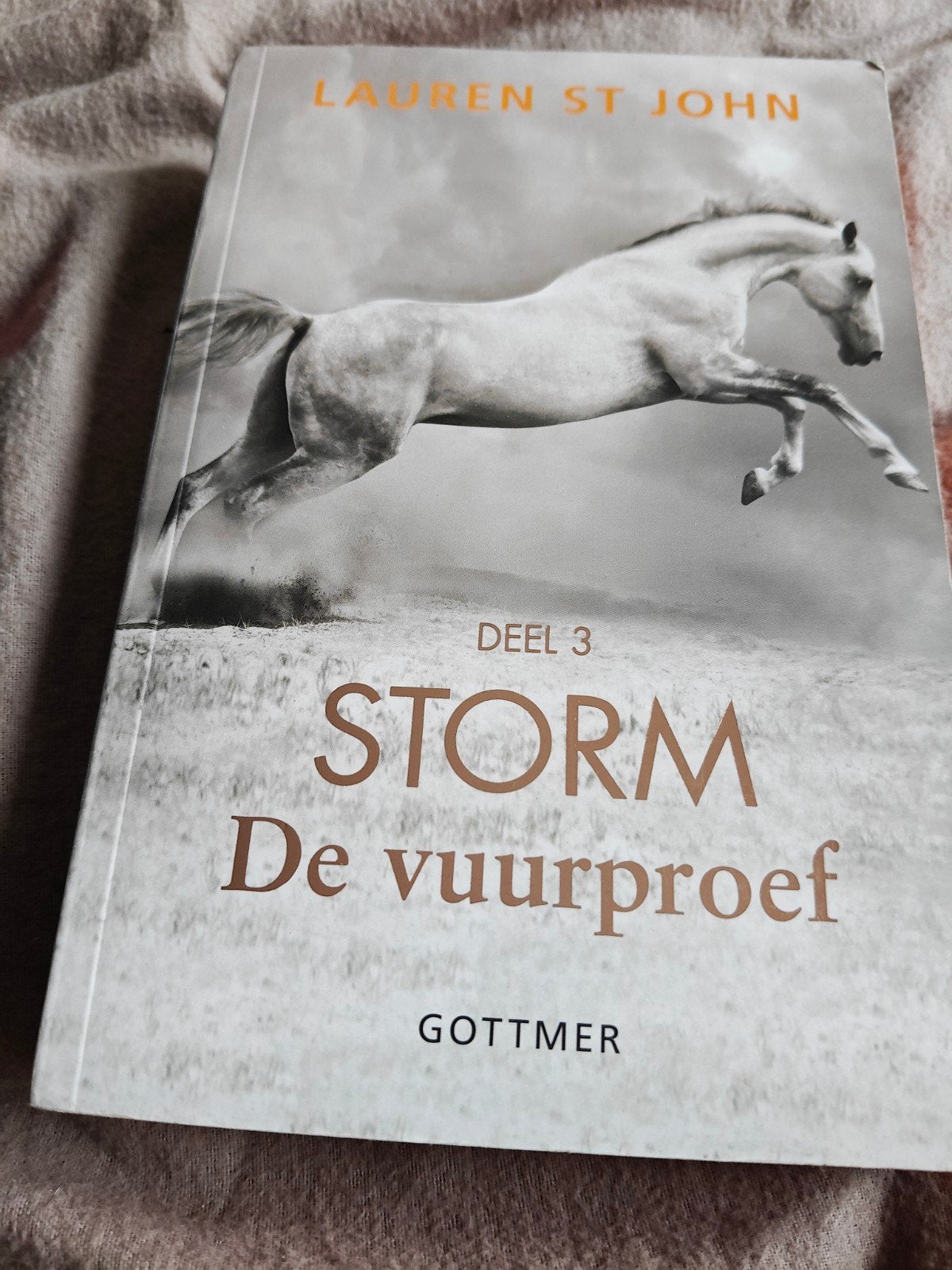 Storm, Ophalen, Zo goed als nieuw