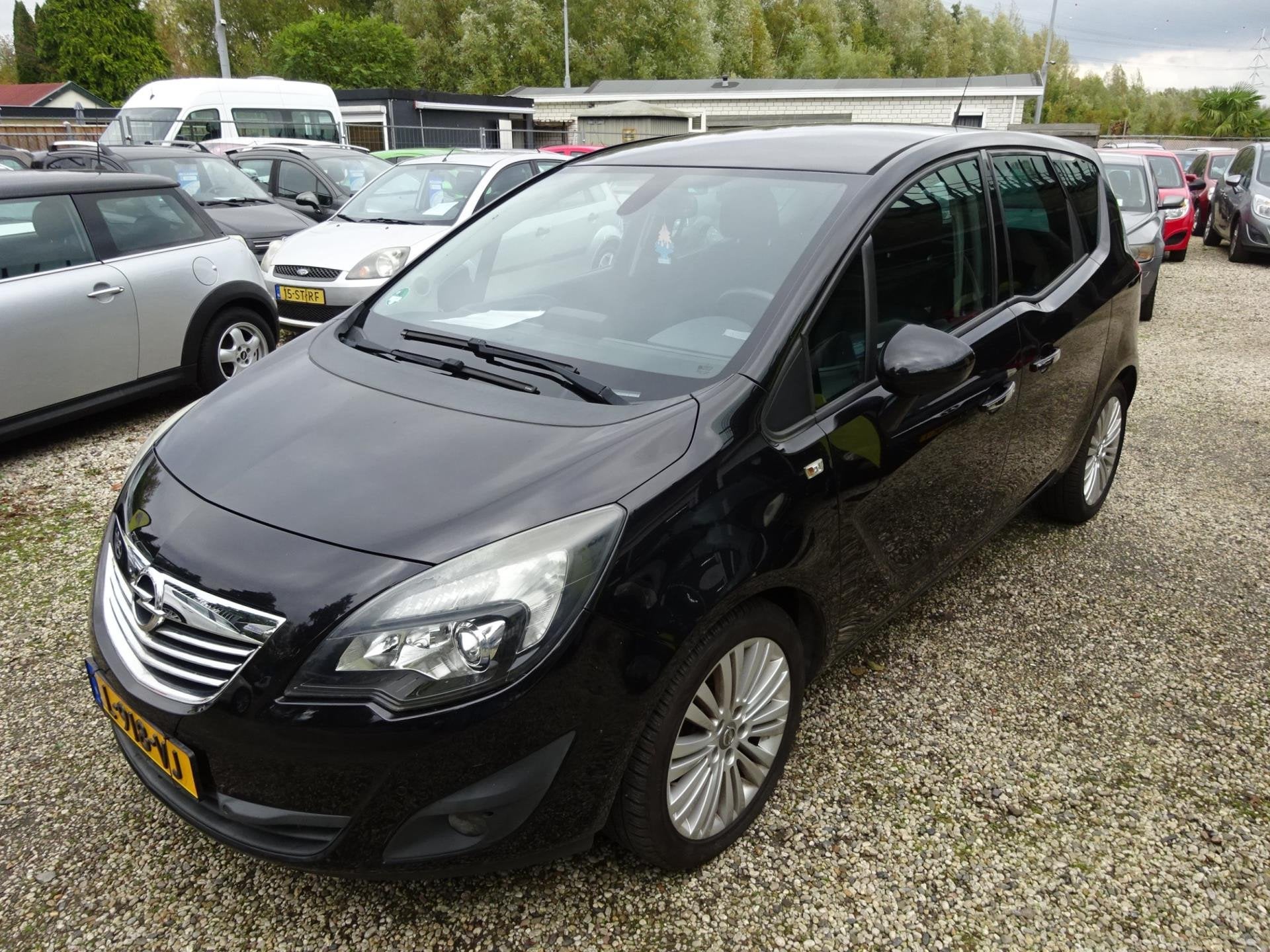 Opel Meriva 1.4 Turbo Cosmo navigatie airco 17 inch spaakvel, Auto's, Voorwielaandrijving, Euro 5, 15 km/l, Gebruikt