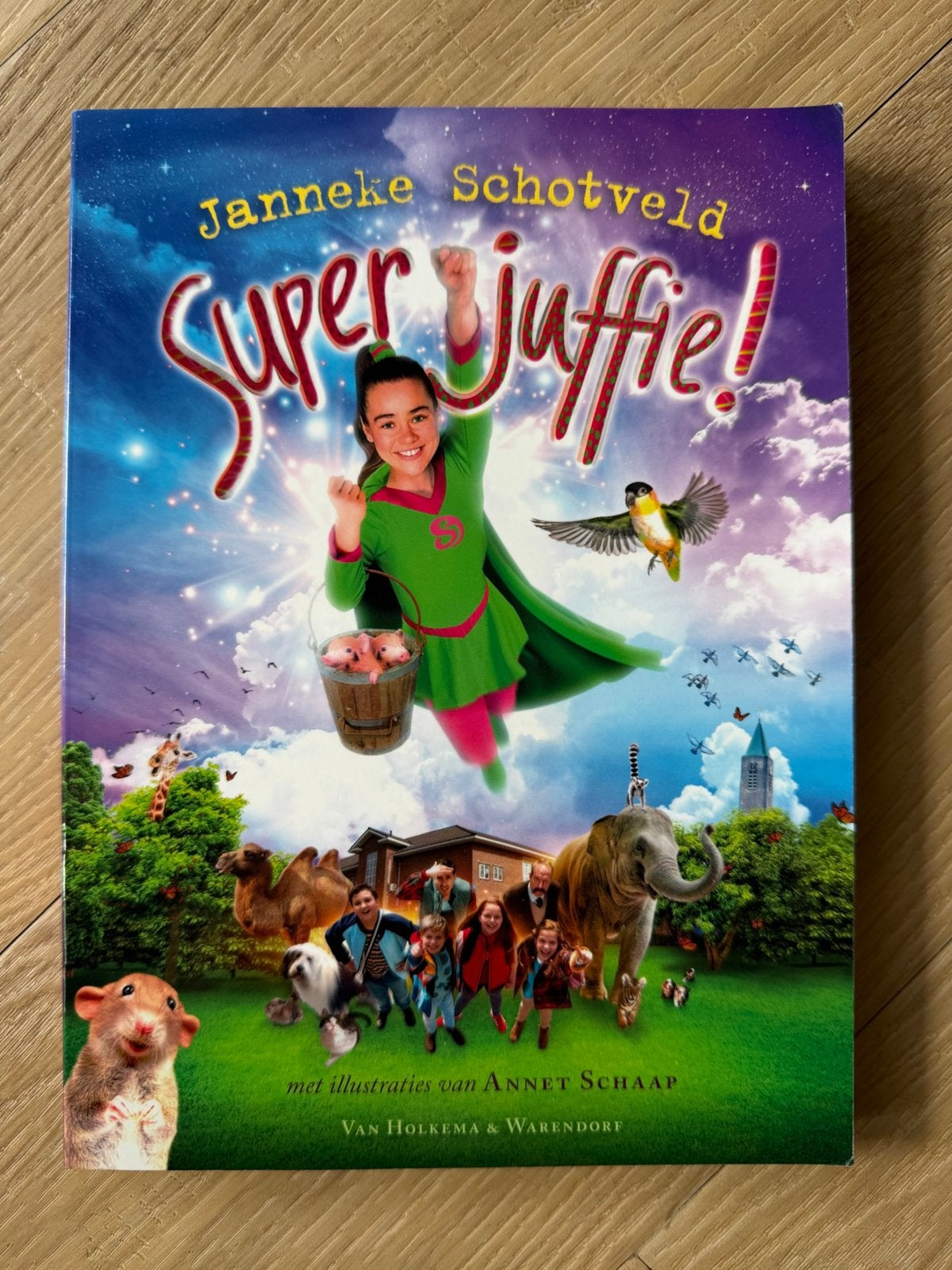 Boek Superjuffie! Van Janneke Schotveld, Ophalen of Verzenden, Zo goed als nieuw, Fictie algemeen