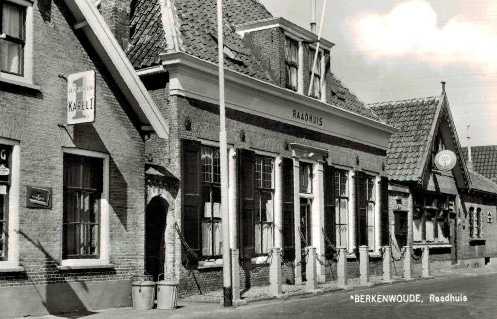1960 Raadhuis Berkenwoude, Ophalen of Verzenden, 1920 tot 1940, Ongelopen, Zuid-Holland