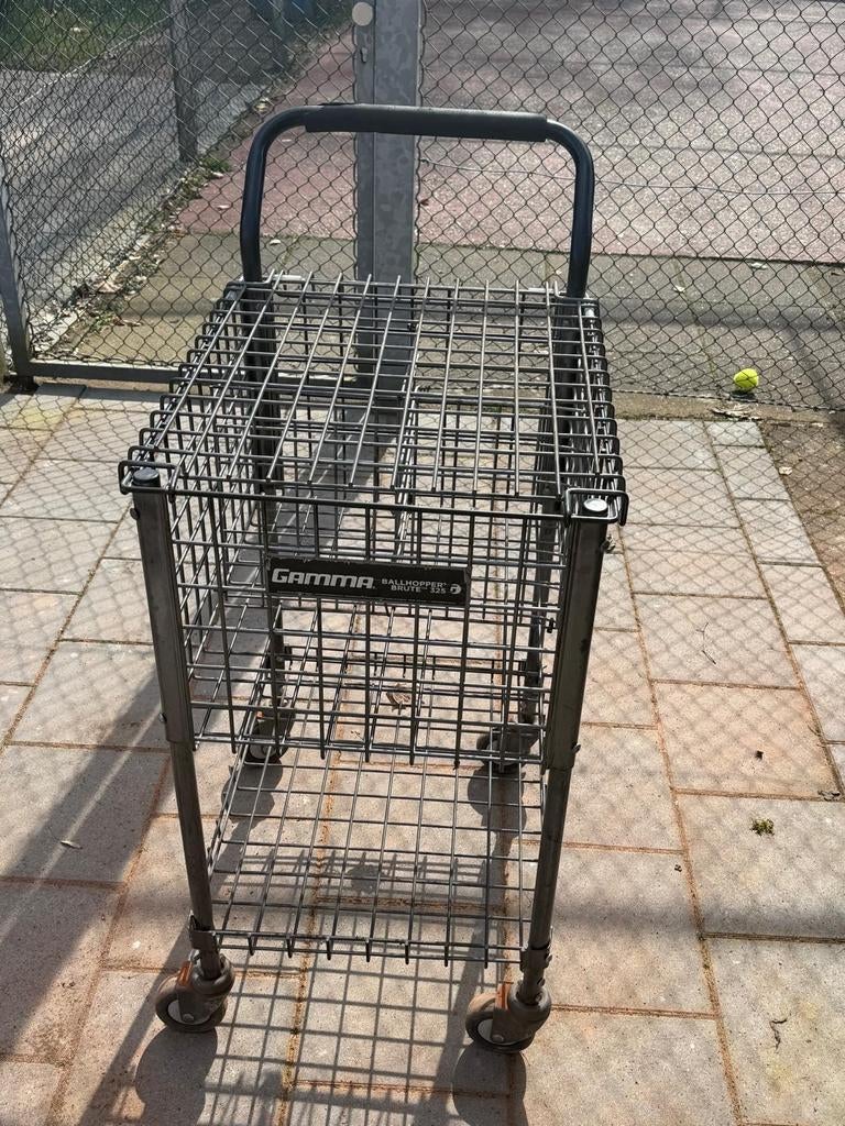 Ballenkar Tennis, Ophalen