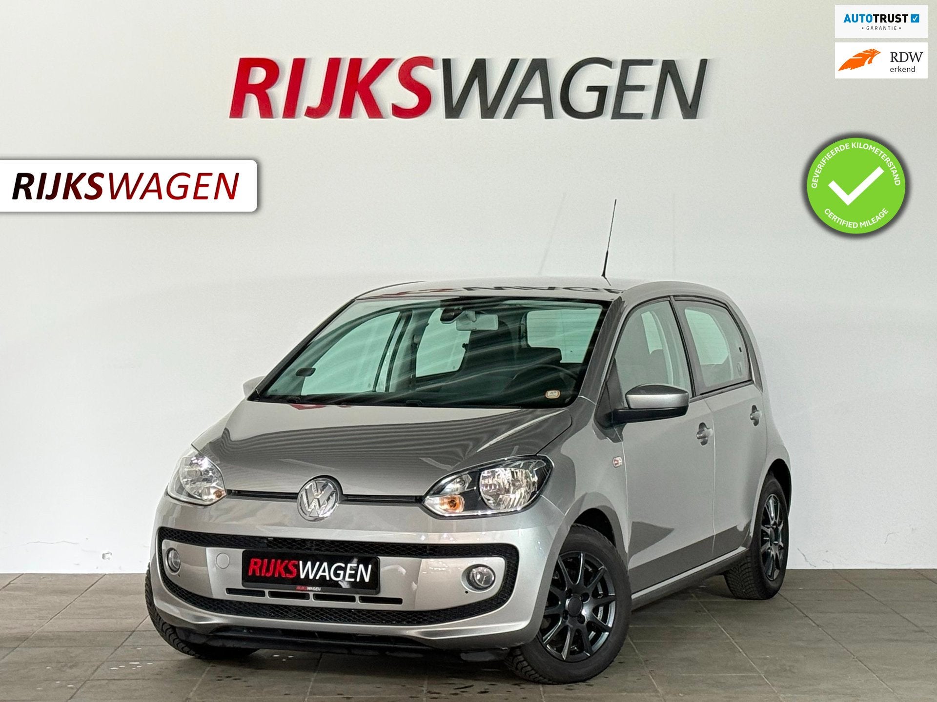 Volkswagen Up! 1.0 high up! BlueMotion Automaat/Airco/Stoelv, Auto's, Dealer onderhouden, Stof, Gebruikt, Met garantie (alle)