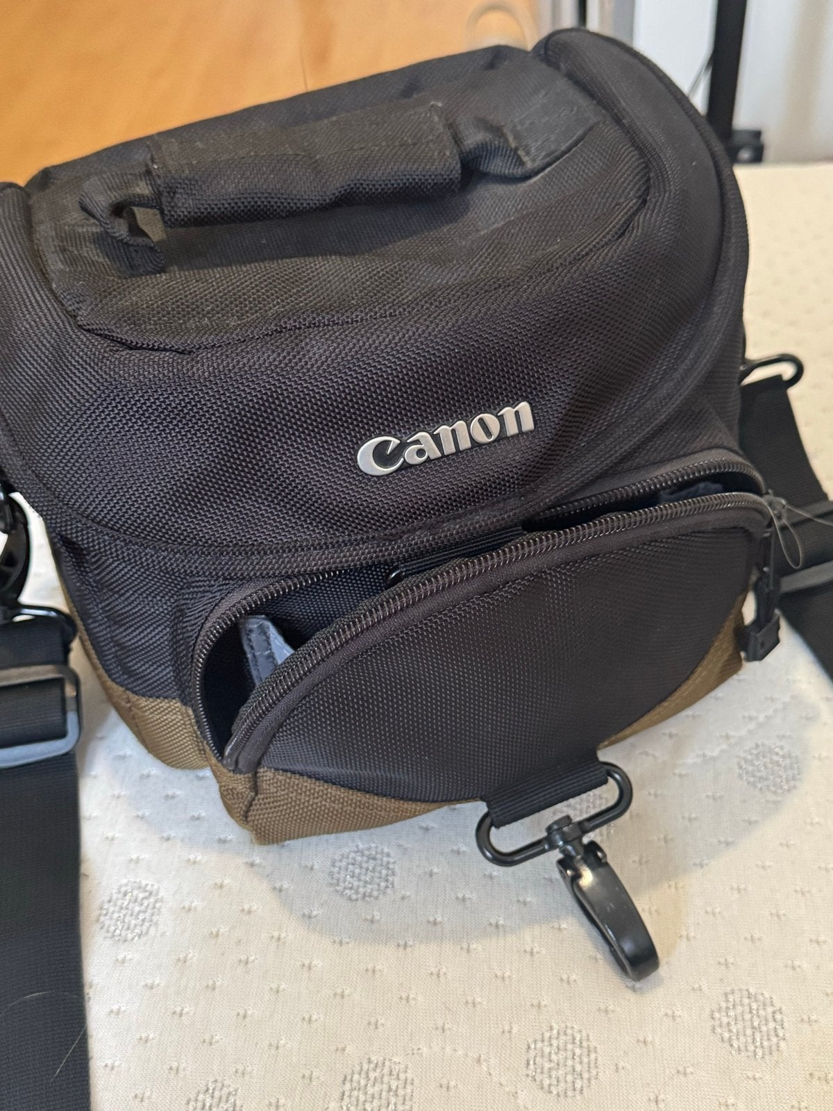 Canon EOS 1100D Spiegelreflexcamera met 18-55mm lens, Audio, Tv en Foto, Fotocamera's Digitaal, Gebruikt, Spiegelreflex, Canon