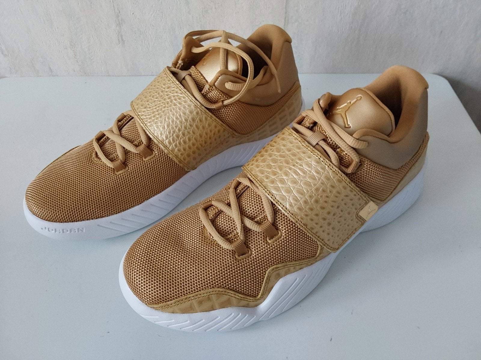 Sportschoenen 👟👟 Jordan J23 🏀 maat 46/US 🆕️, Ophalen of Verzenden, Nieuw, Schoenen