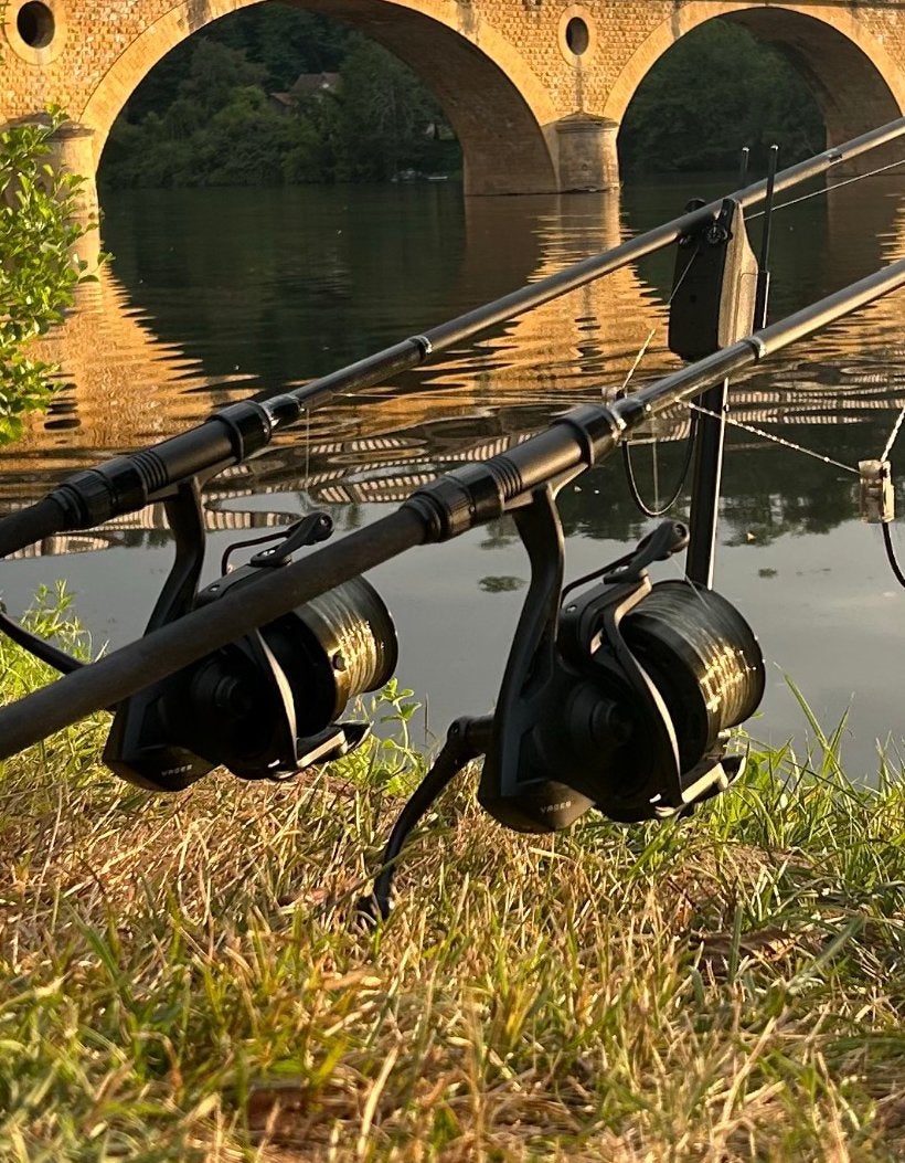 2 mooie Sonik VaderX 8000RS karpermolens, Watersport en Boten, Hengelsport | Karpervissen, Ophalen of Verzenden, Zo goed als nieuw