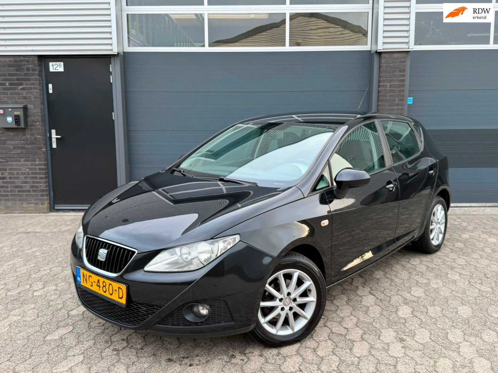Seat Ibiza SC 1.4 COPA Plus|NW APK|CARPLAY|CLIMA, Auto's, Voorwielaandrijving, Euro 5, 86 pk, 4 cilinders