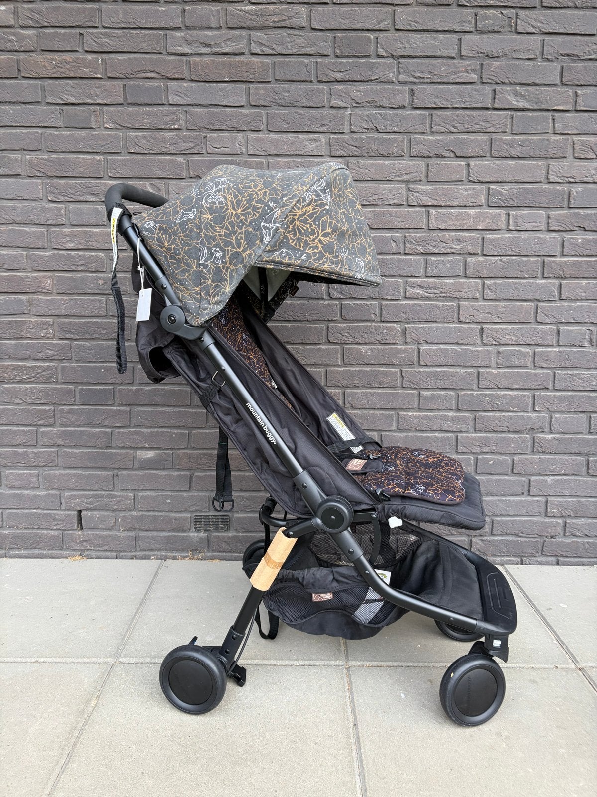 Nieuw! Mountain Buggy Nano - lichtgewichte handbagage buggy, Ophalen of Verzenden, Nieuw, Overige merken, Zonnekap
