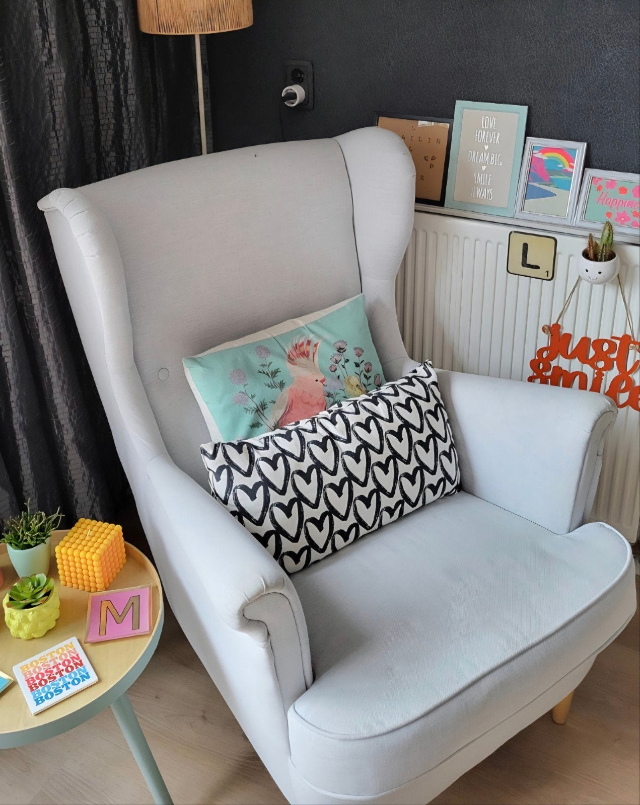 Lichtgrijze fauteuil met kleine gebruikerssporen, Huis en Inrichting, Fauteuils, Ophalen of Verzenden, Gebruikt, 75 tot 100 cm