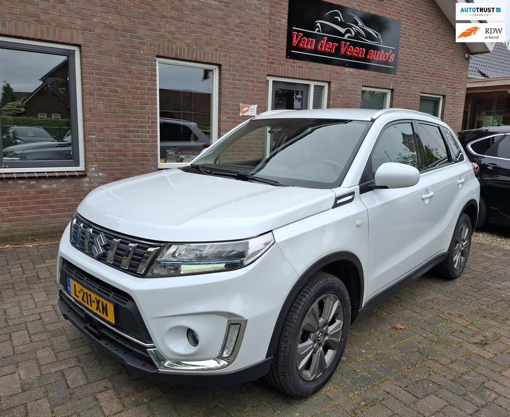 Suzuki Vitara 1.4 Boosterjet Select Smart Hybrid Metallic wi, Stof, Gebruikt, 4 cilinders, 129 pk