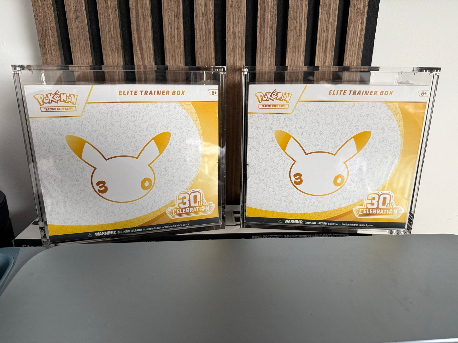 Pokemon 30th Celebration Elite Trainer Box (2 stuks), Ophalen, Nieuw, Boosterbox