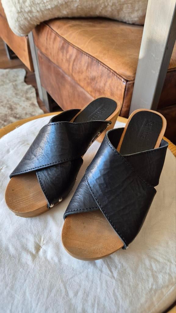 Sanita klomp sandalen zwart leer met hout ongedragen mt 36, Zwart, Nieuw, Sanita, Sandalen of Muiltjes