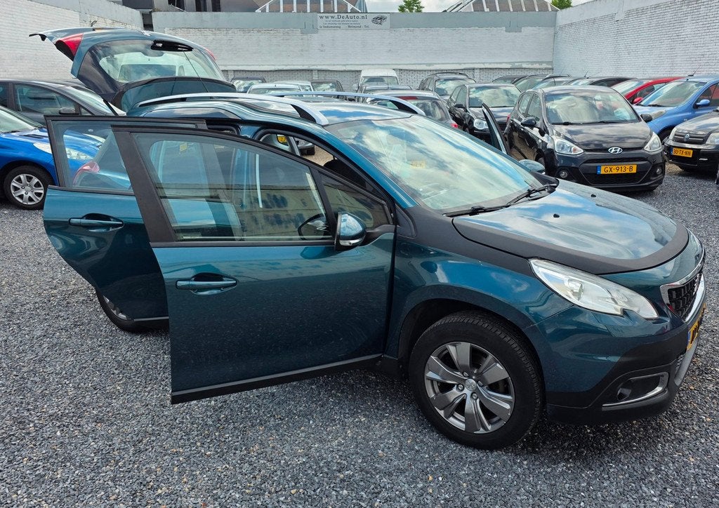 Peugeot 2008 1.2 PureTech Blue Lion Bj 2017, Voorwielaandrijving, Stof, 1199 cc, 82 pk