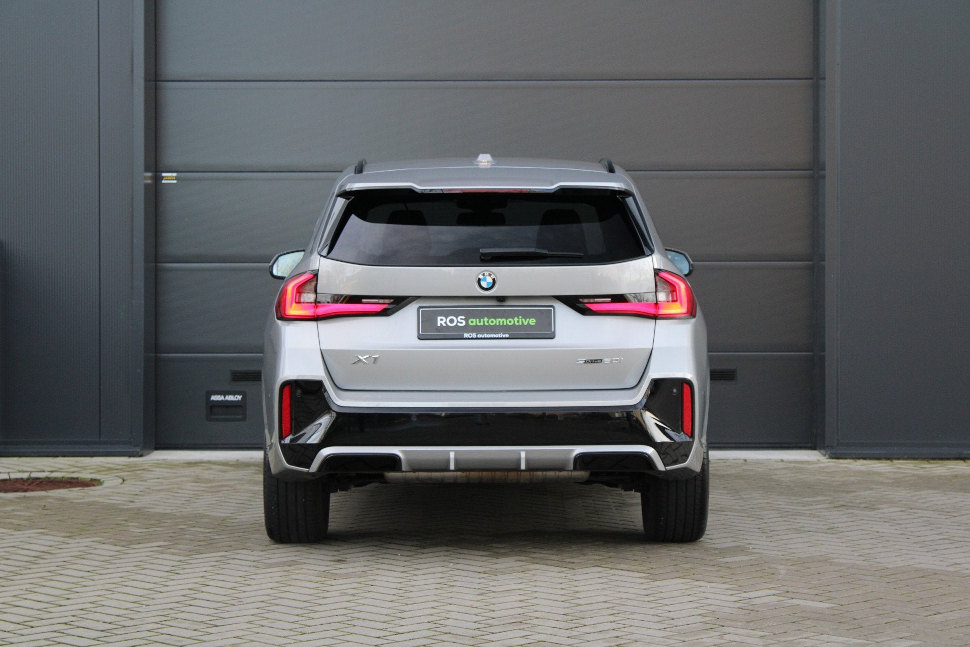 Foto 18 van BMW X1 sDrive20i | BTW | M-SPORT | KEYLESS | HUD | 360 CAM |