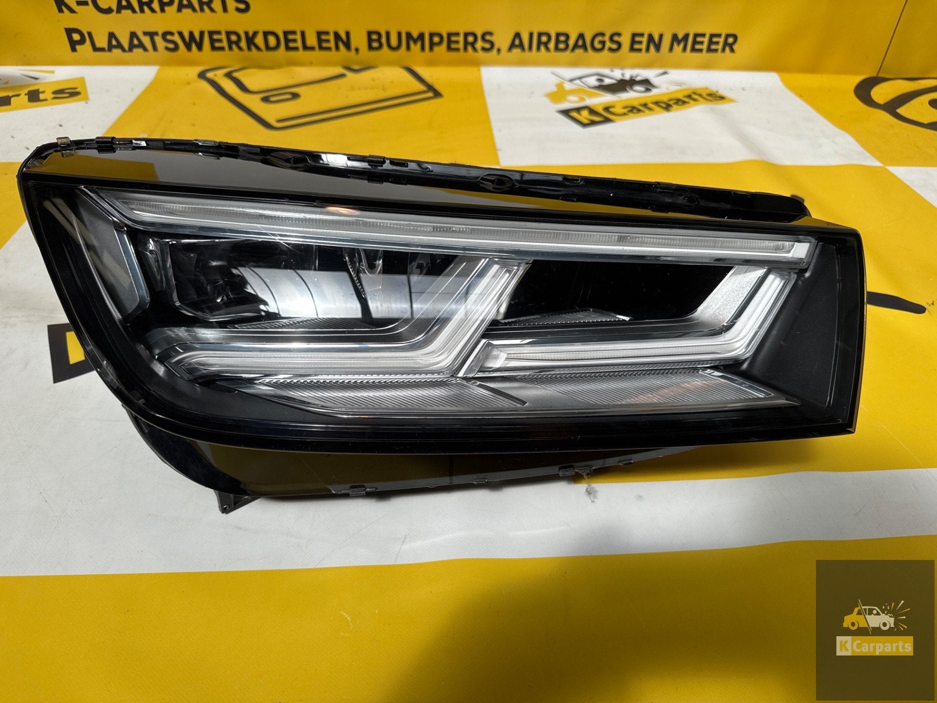 AUDI Q5 SQ5 80A MATRIX LED KOPLAMP RECHTS 80A941036, Info@fabrikant.eu, Fabrikantstraat 1
1000 AA  Amsterdam, NL, Fabrikant BV