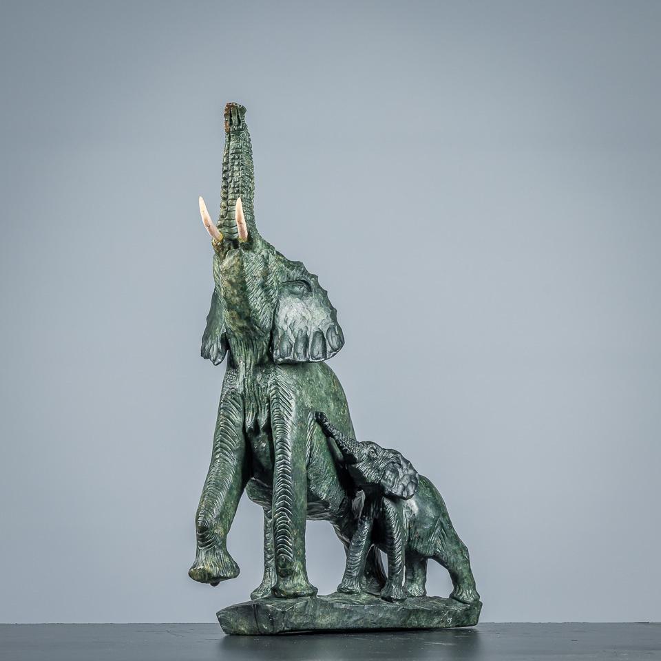 Joshua Chirume - beeld van een olifant, Antiek en Kunst, Kunst | Designobjecten, Ophalen of Verzenden
