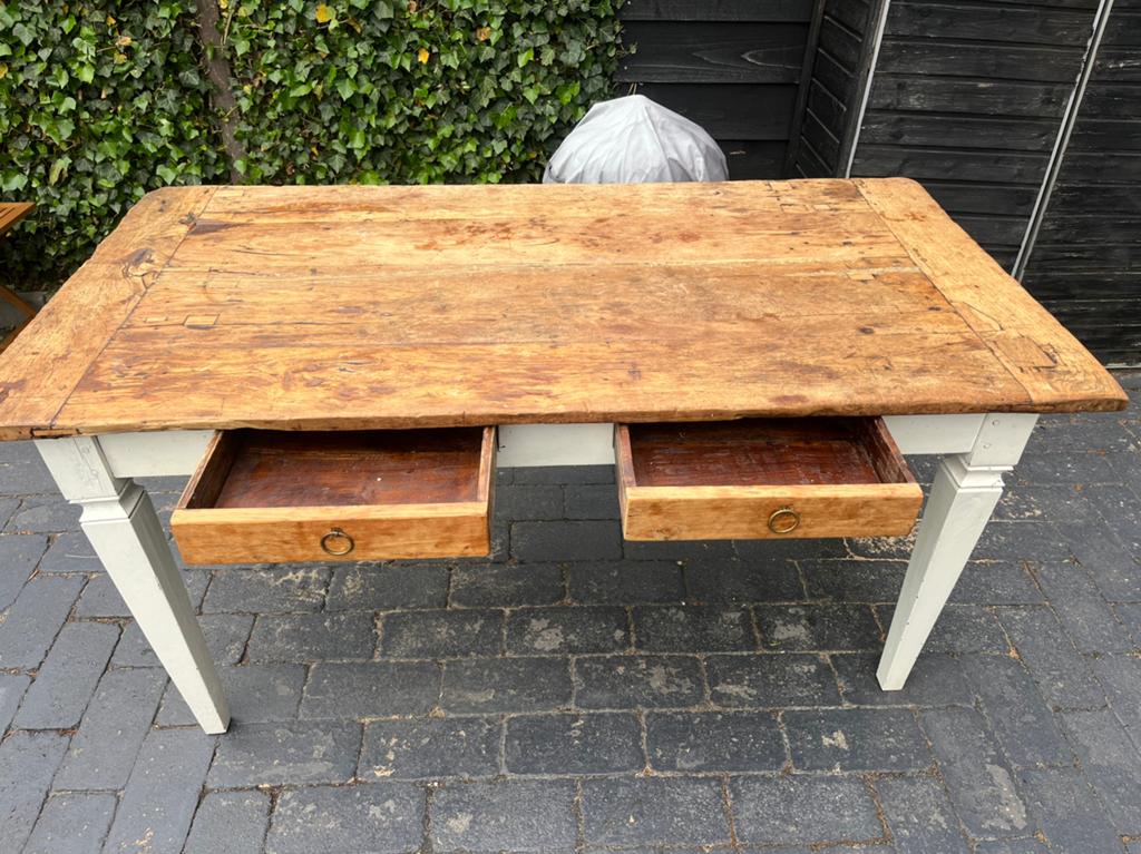 Koloniale Teakhouten Eettafel met Authentieke Uitstraling, Antiek en Kunst, Antiek | Meubels | Tafels, Ophalen