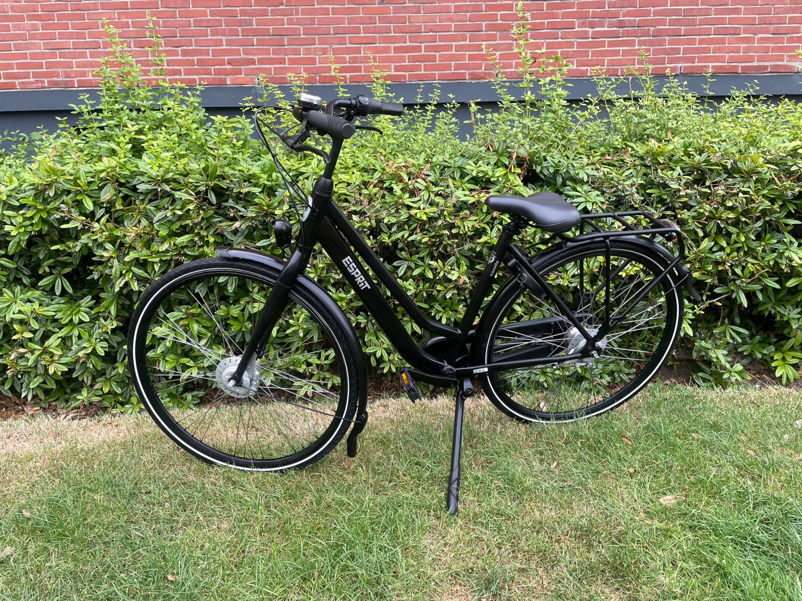 Gazelle esprit mat zwart 28 inch framemaat 49 cm, Versnellingen, Zo goed als nieuw, Trommelrem, Ophalen