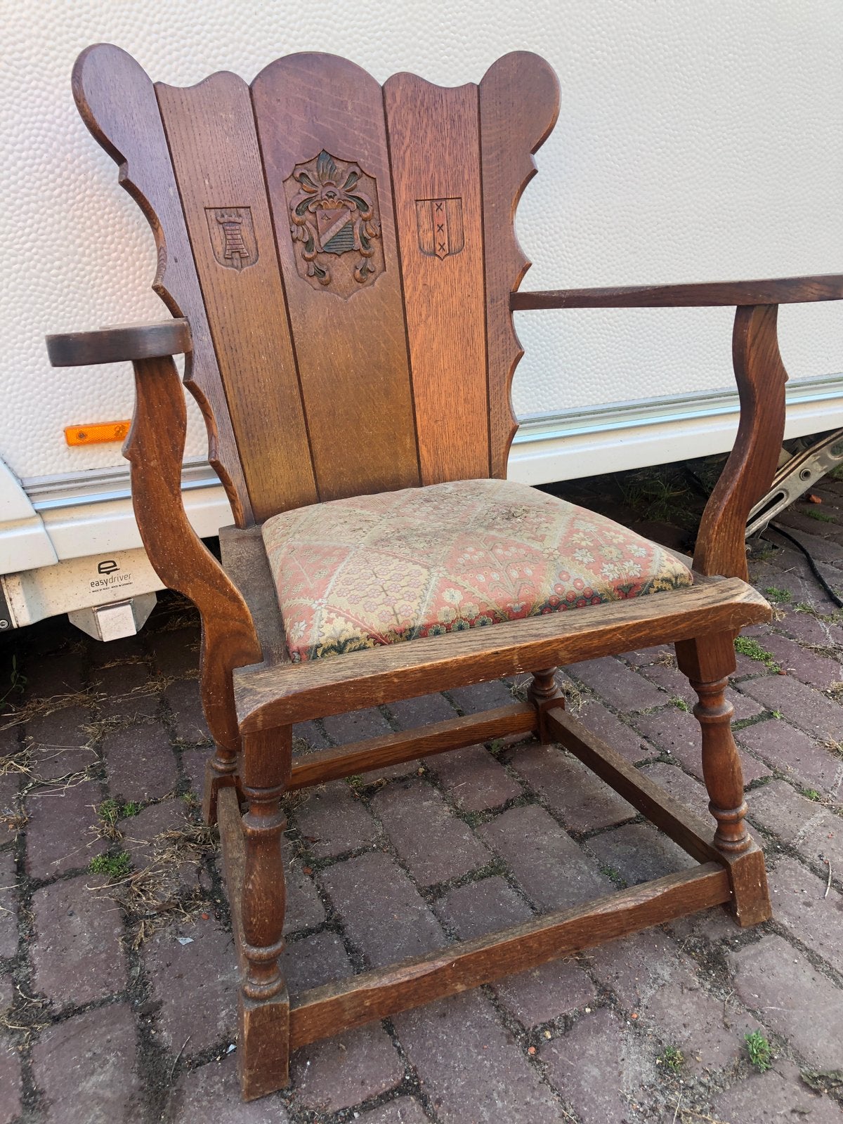 Ridderstoel  oud…., Ophalen