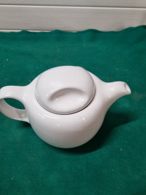 Theepot wit porselein, Ophalen of Verzenden, 'T Olde Gre-j, Info@toldegrej.nl, Endepoelstraat 20f Didam