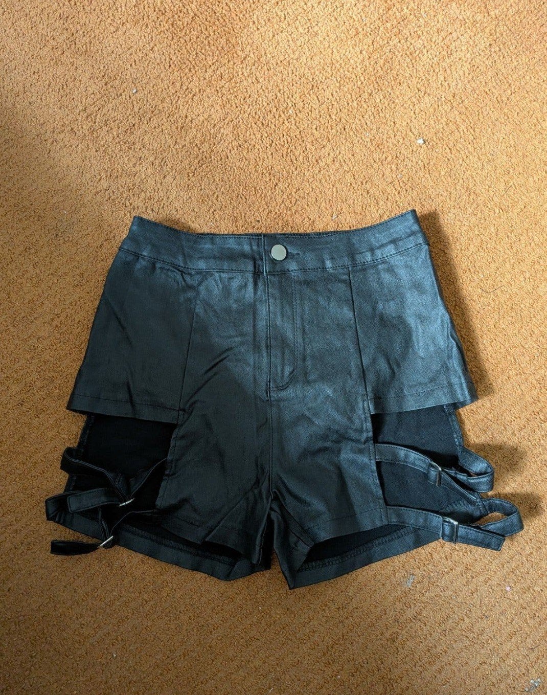 Nieuw rave broekje maat M, Kleding | Dames, Maat 38/40 (M), Kort, Verzenden, Zwart