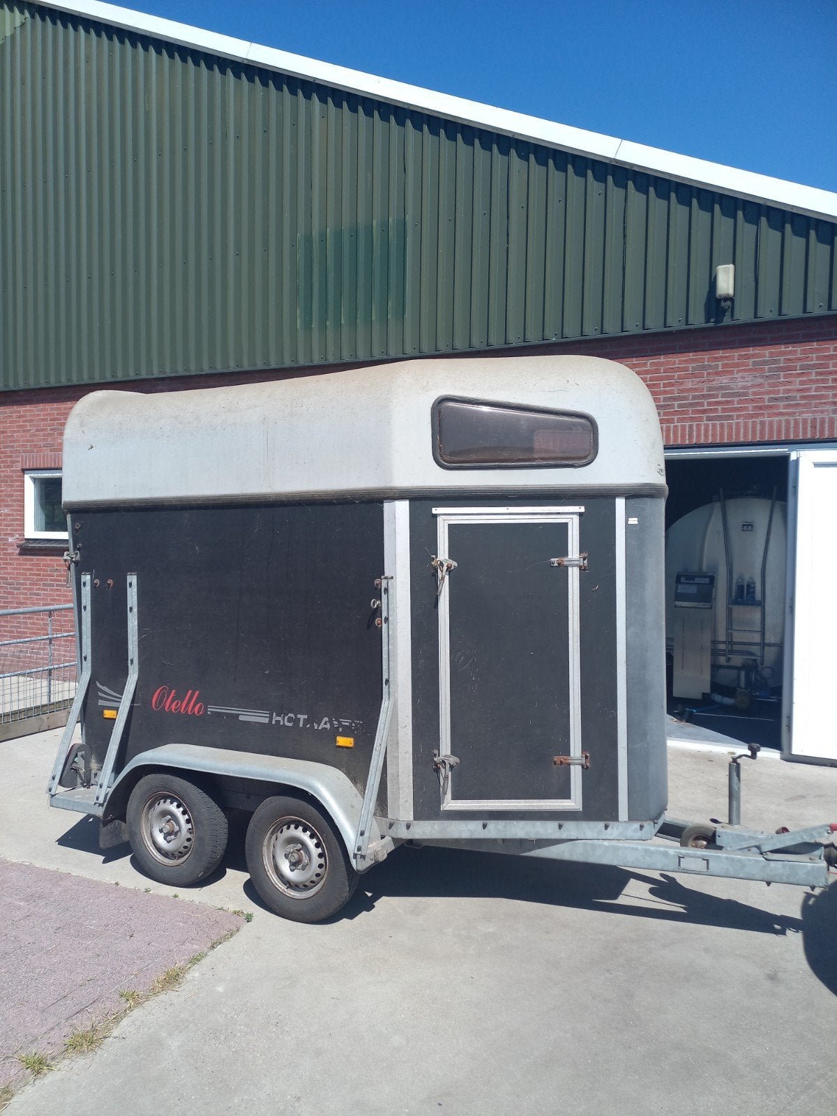 Hotra 1,5 paards paardentrailer, Dieren en Toebehoren, Paarden en Pony's | Trailers en Aanhangwagens, Ophalen of Verzenden, Gebruikt