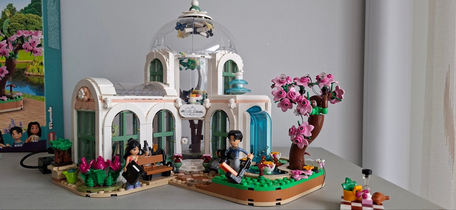 Lego Friends set 42757 Botanische tuin met verlichting, Lego, Friends, Ophalen of Verzenden, Zo goed als nieuw