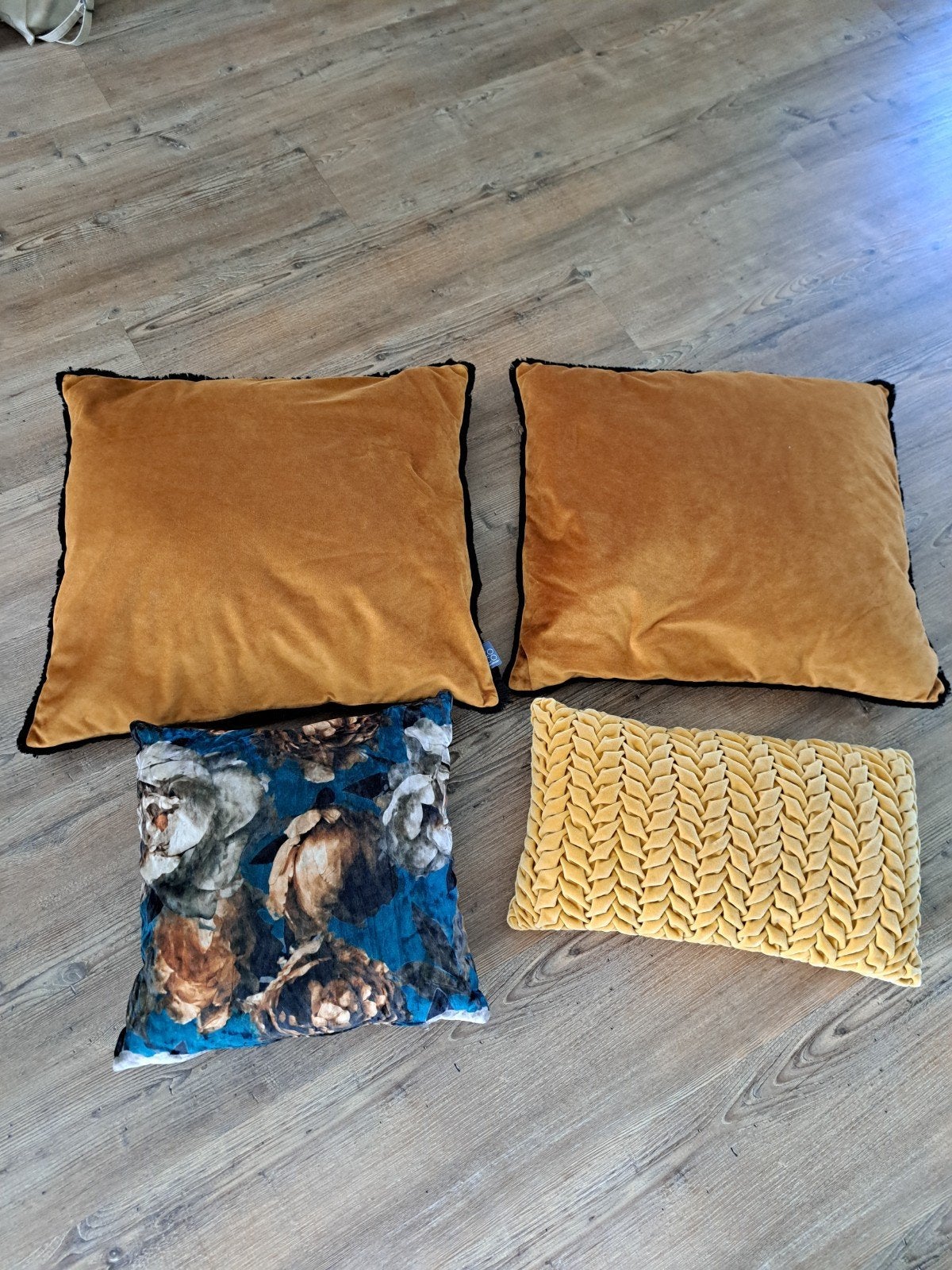 Set van 4 sierkussens - Okergeel, Huis en Inrichting, Ophalen, Overige merken, Meerkleurig, Inclusief binnenkussen