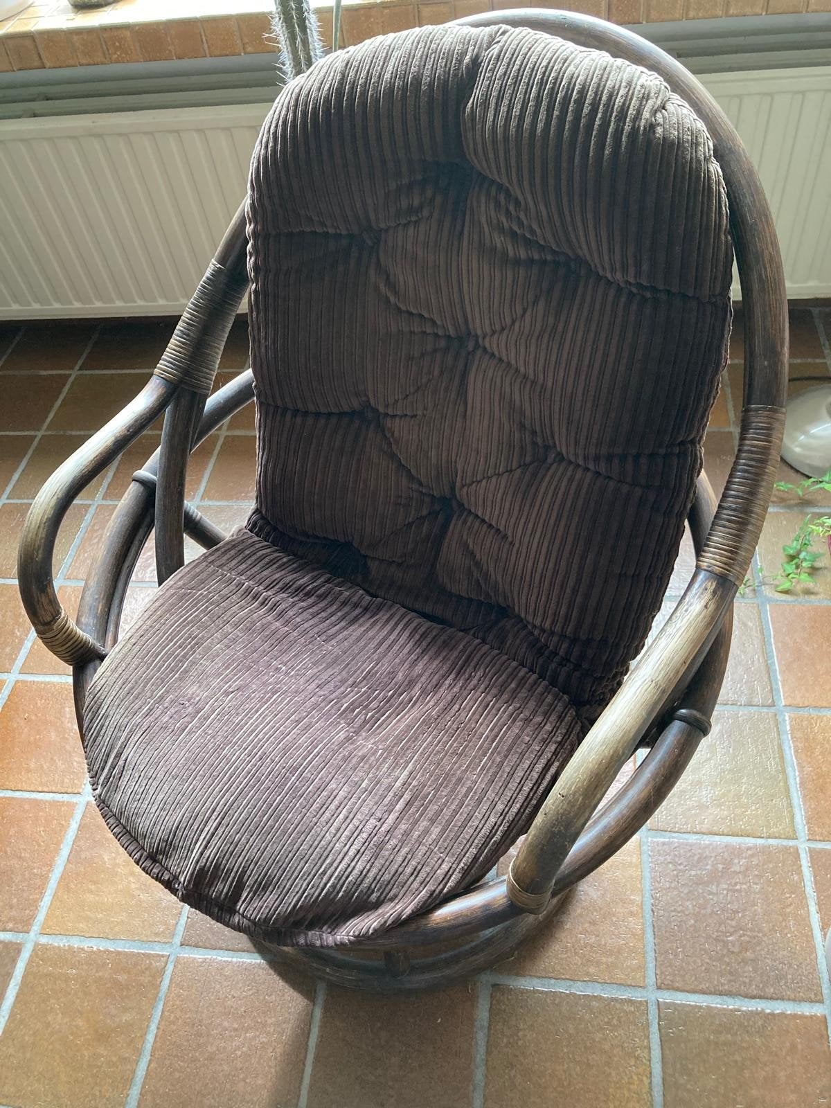 Manou rotan draaifauteuil, Ophalen, Bruin, Eén