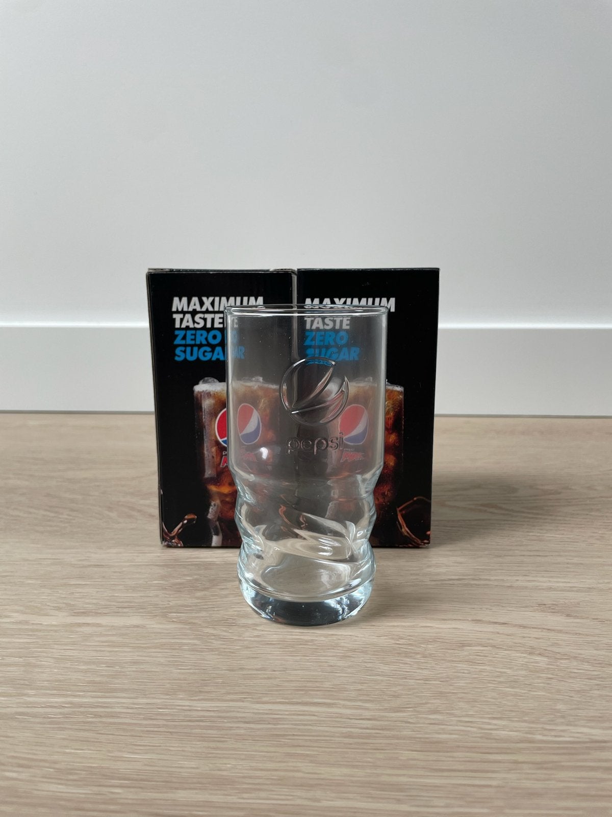 Set van 3 originele Pepsi Max glazen - Nieuw in doos, Ophalen of Verzenden, Nieuw, Glas, Overige merken