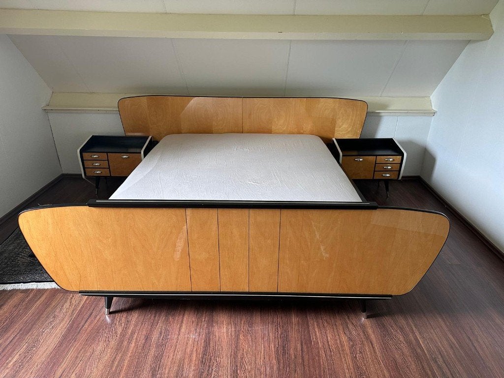 Vintage tweepersoonsbed, Huis en Inrichting, Slaapkamer | Bedden, Ophalen, Gebruikt, 210 cm, Vintage