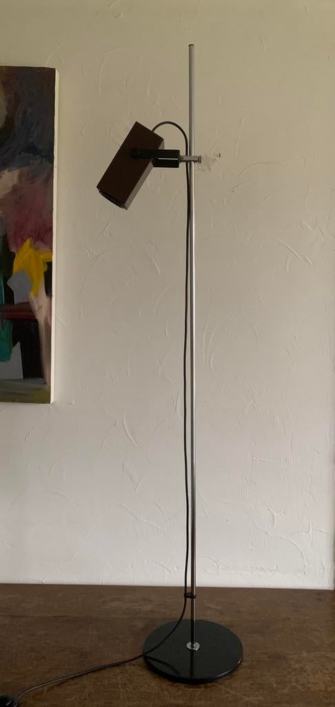 Philips 70s floor lamp brown vintage silence of the lamps, Huis en Inrichting, Lampen | Vloerlampen, Ophalen, Gebruikt, Mid century modern vintage design