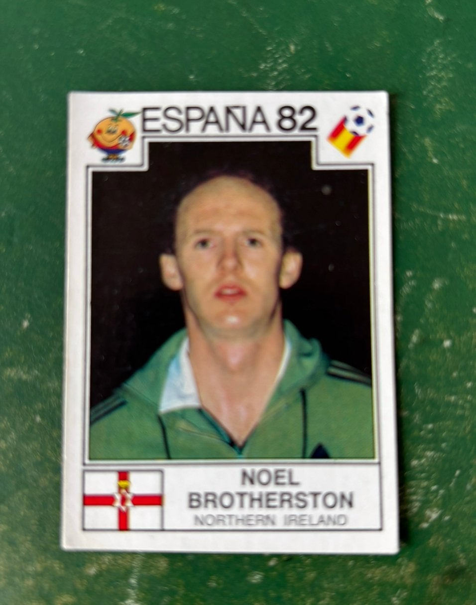 Panini plaatje Noel Brotherston Noord-Ierland WK 82, Ophalen of Verzenden