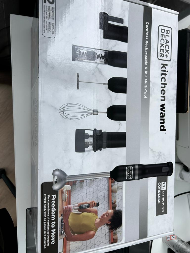 Nieuwe BLACK+DECKER Kitchen Wand 6-in-1 Keukenmachine, Ophalen of Verzenden, Nieuw, 3 snelheden of meer