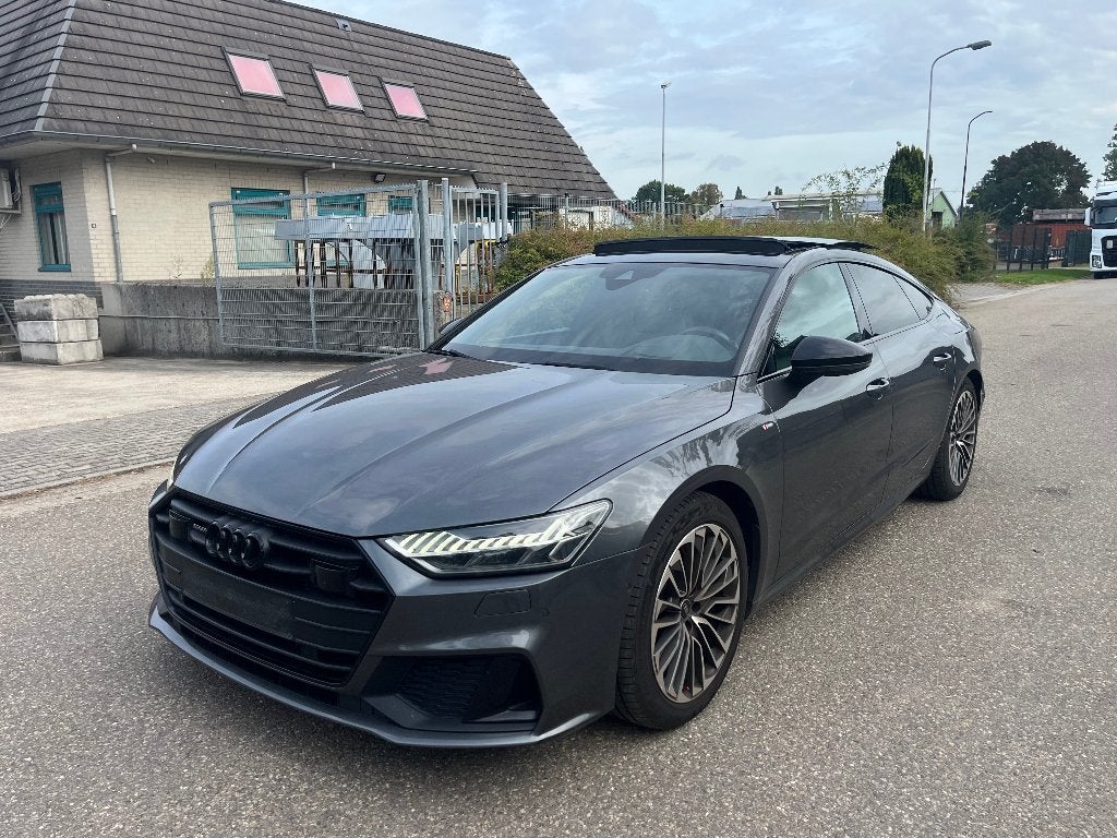 Audi A7 55 TFSI e Quattro Comp. S | Lichte rijdbare schade, Auto diversen, 1984 cc, Hybride Elektrisch/Benzine, Audi, Zilver of Grijs