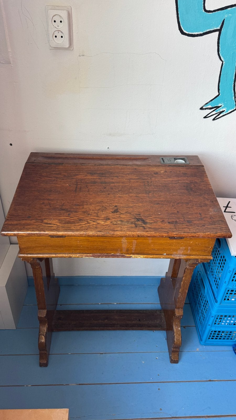 Vintage houten schoolbureau voor de liefhebber, Antiek en Kunst, Ophalen