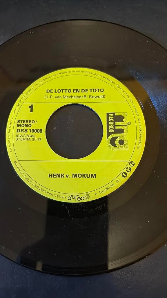 Henk van Mokum - De lotto en de toto, Cd's en Dvd's, Vinyl Singles, Ophalen of Verzenden, Gebruikt, Nederlandstalig