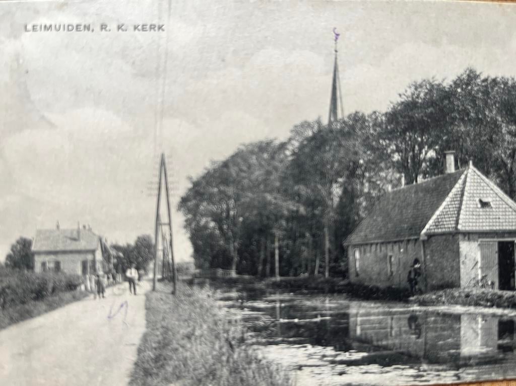 Oude kaart Leimuiden, R.K. Kerk rond 1900, Verzamelen, Ophalen of Verzenden, Voor 1920, Gelopen, Zuid-Holland