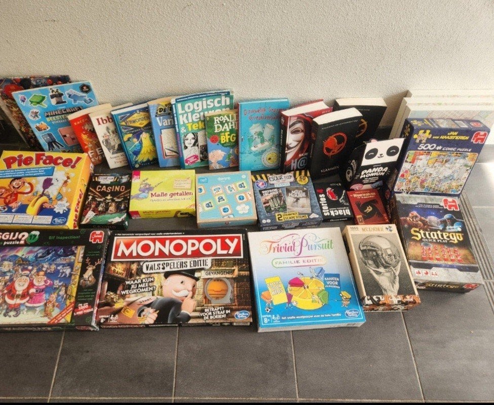 Spellenpakket Puzzels & Boeken | Large Game Book & Puzzle, Hobby en Vrije tijd, Gezelschapsspellen | Bordspellen, Een of twee spelers