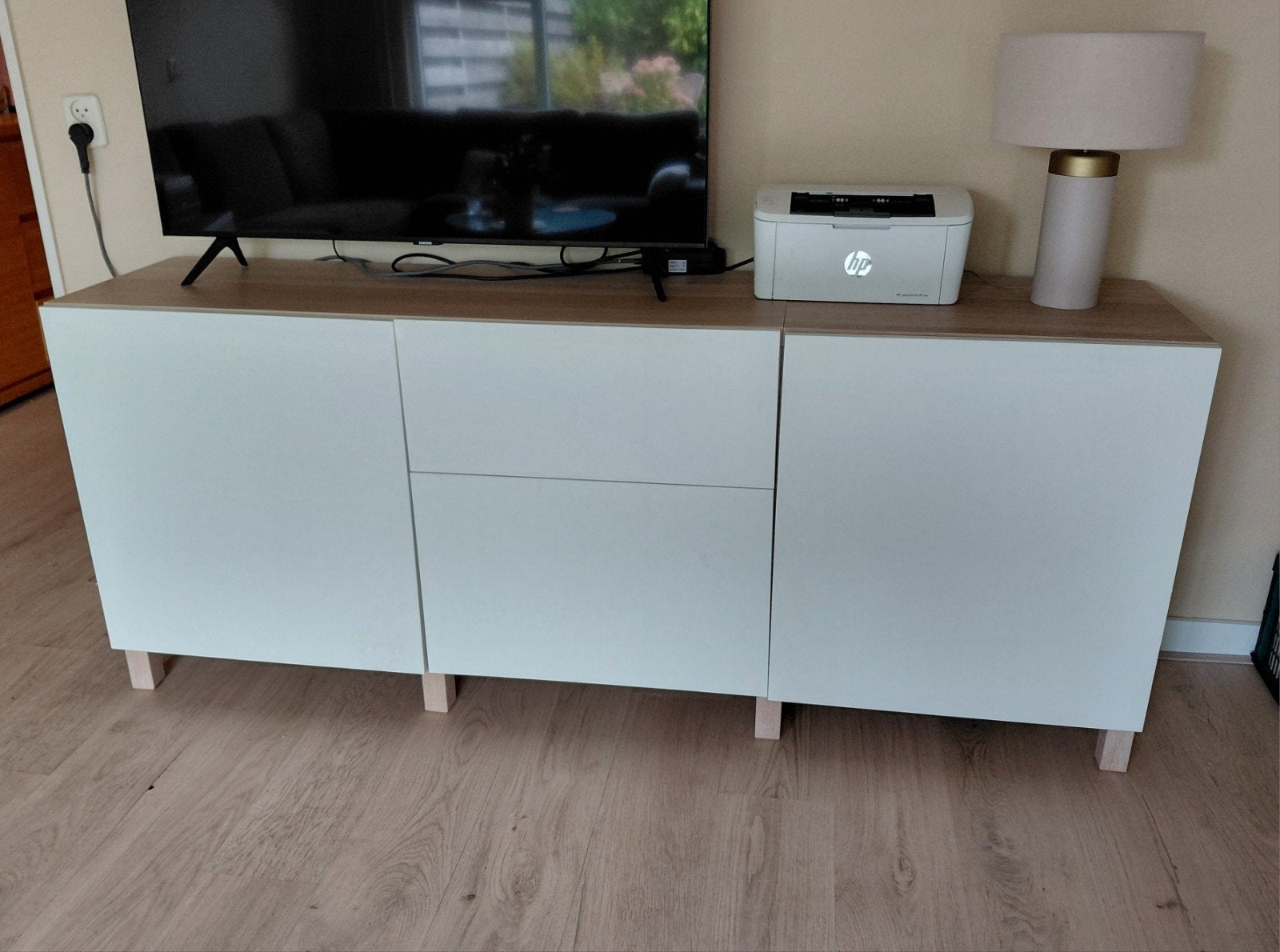 SPOEDVERKOOP - TV-kast/dressoir BESTÅ met lades, offwhite, Ophalen, Zo goed als nieuw, 25 tot 50 cm