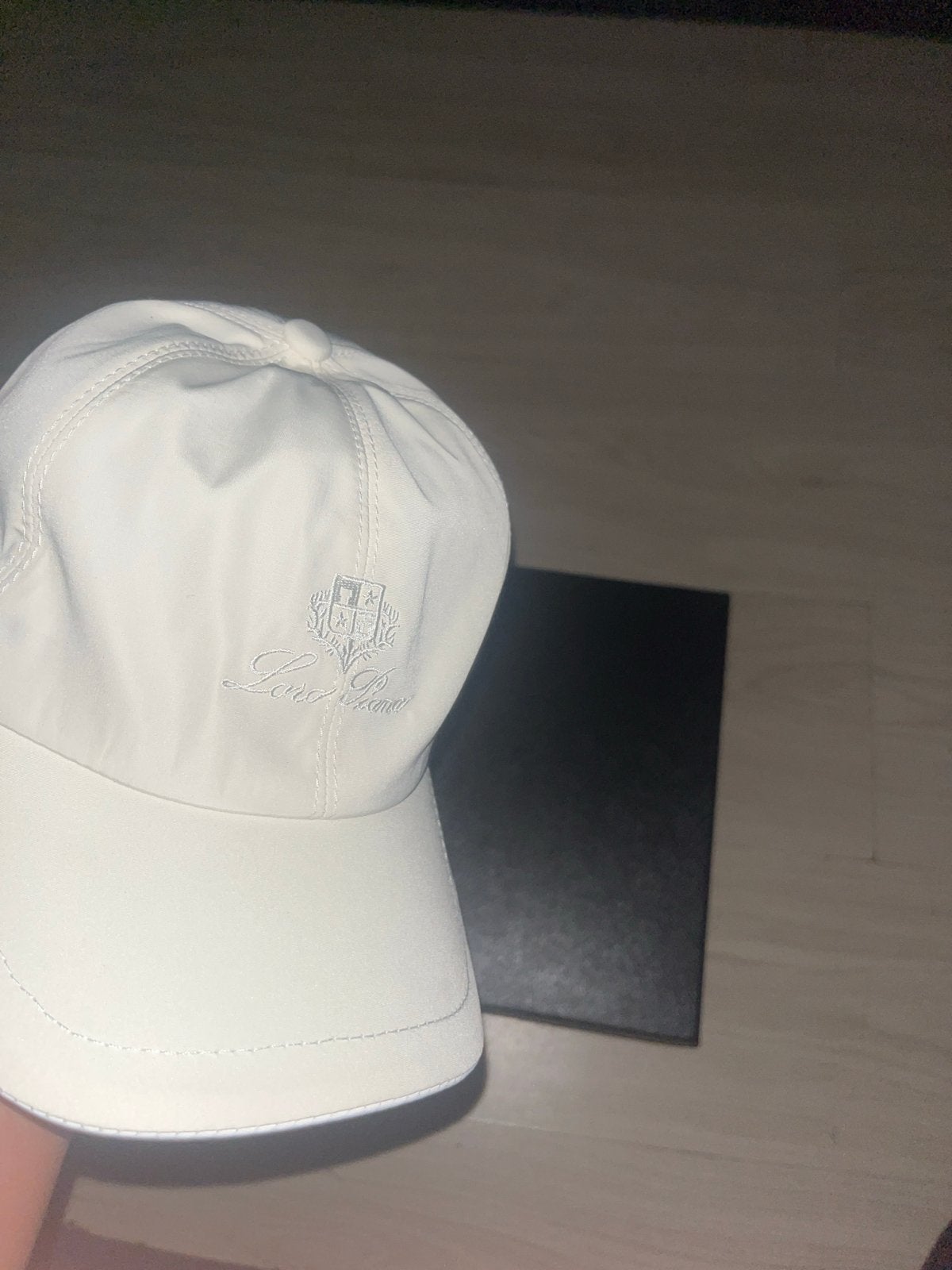Loro Piana Pet - Nieuwstaat met doos en zakje, Kleding | Heren, Hoeden en Petten, Ophalen of Verzenden, Nieuw, Pet