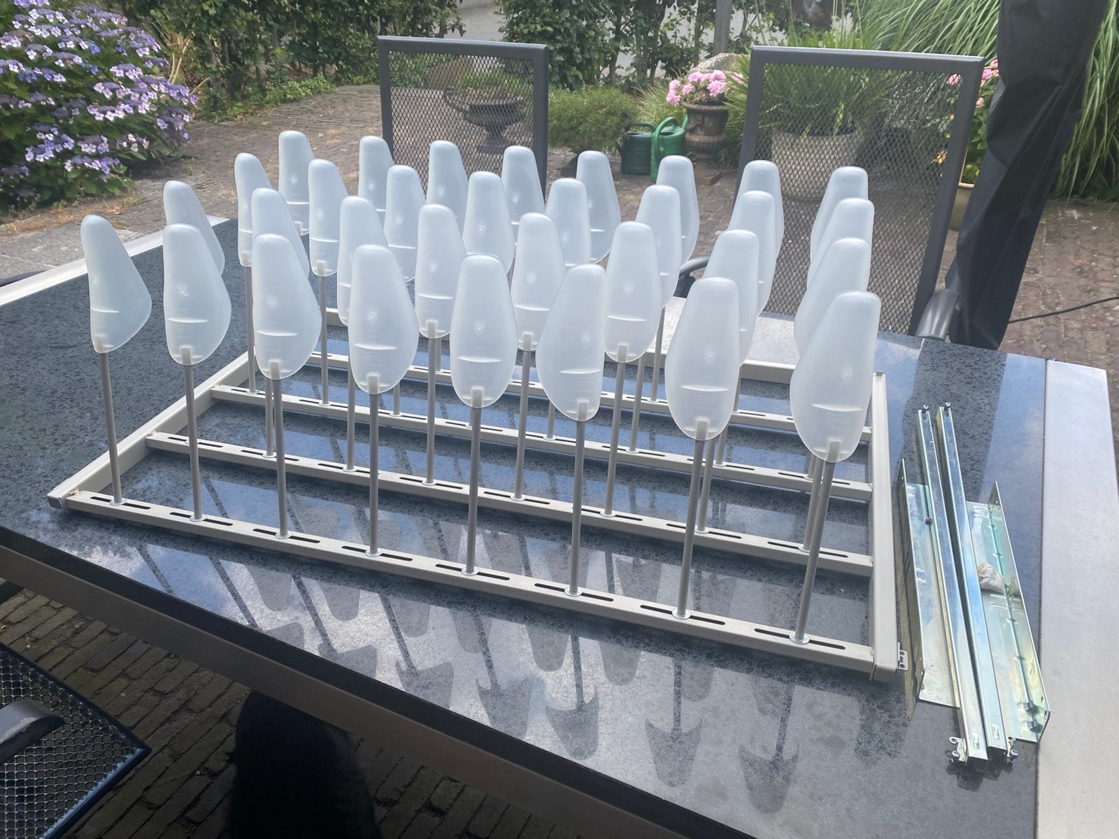 Schoenen organiser op rail voor kledingkast, Ophalen, Zo goed als nieuw, 25 tot 50 cm, 50 tot 100 cm