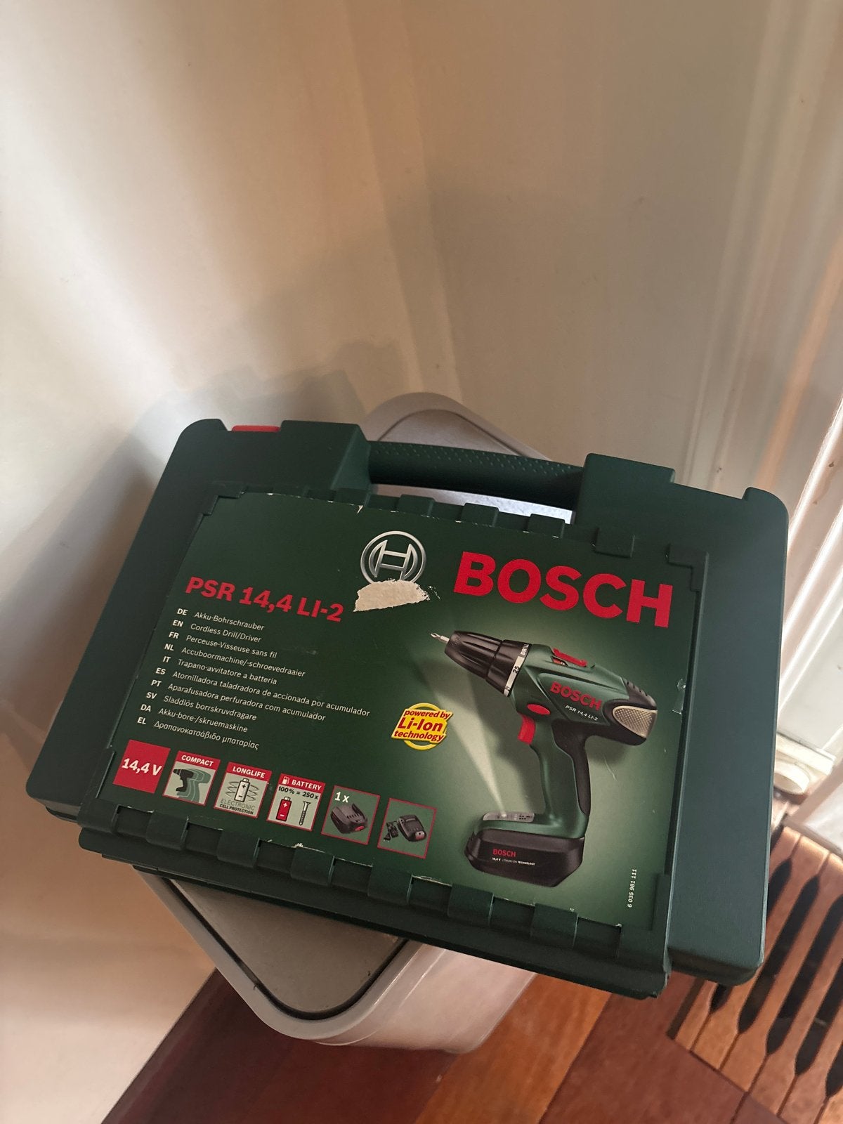Bosch PSR 14,4 LI-2 Accuboormachine met lader en koffer, Gebruikt, Variabele snelheid, Ophalen of Verzenden, Boor- en Schroefmachine