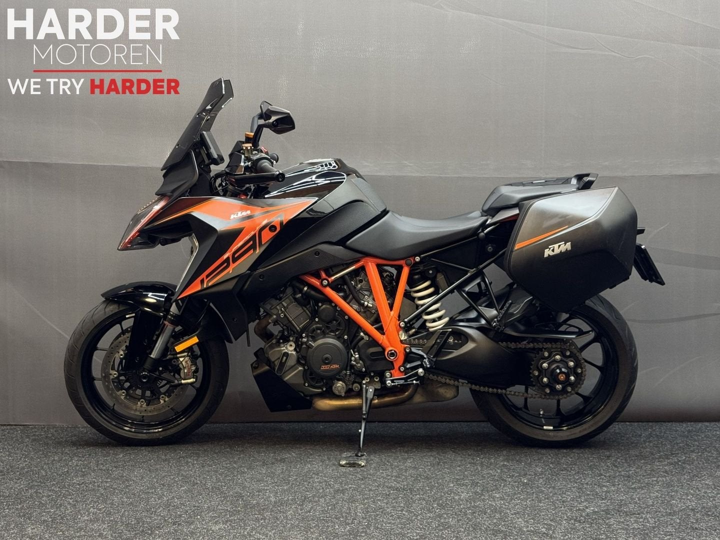 KTM 1290 SUPER DUKE GT | ORI NL | NIEUWSTAAT | VOL OPTIES, 2 cilinders, KTM, Motorrijbewijs A, Bedrijf