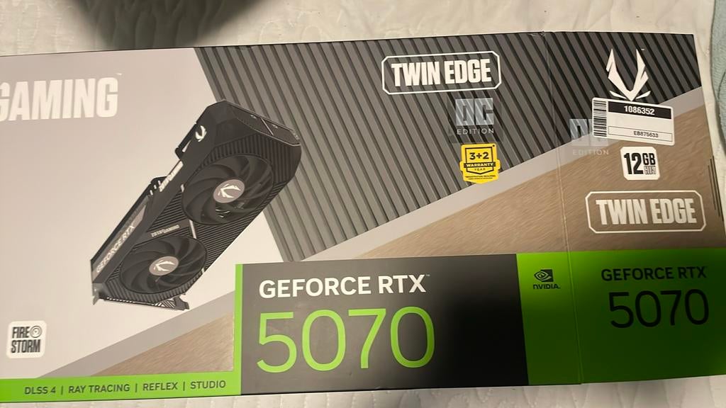 gaming pc  GeForce RTX 5070, Computers en Software, Desktop Pc's, Ophalen, Zo goed als nieuw, Gaming, 4 Ghz of meer