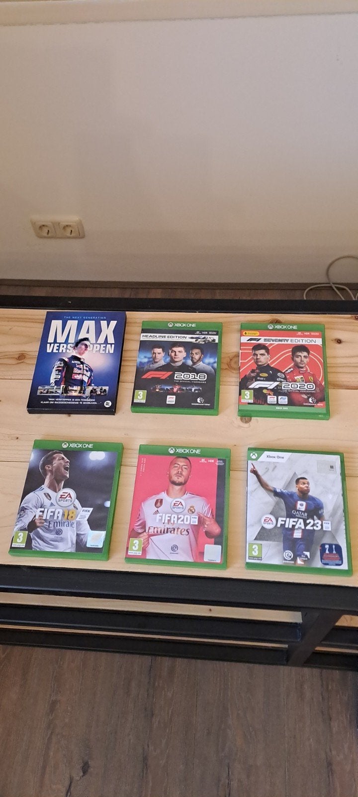 6 Xbox One games: F1 en Fifa, Spelcomputers en Games, Gebruikt, 1 speler, Racen en Vliegen, Ophalen of Verzenden