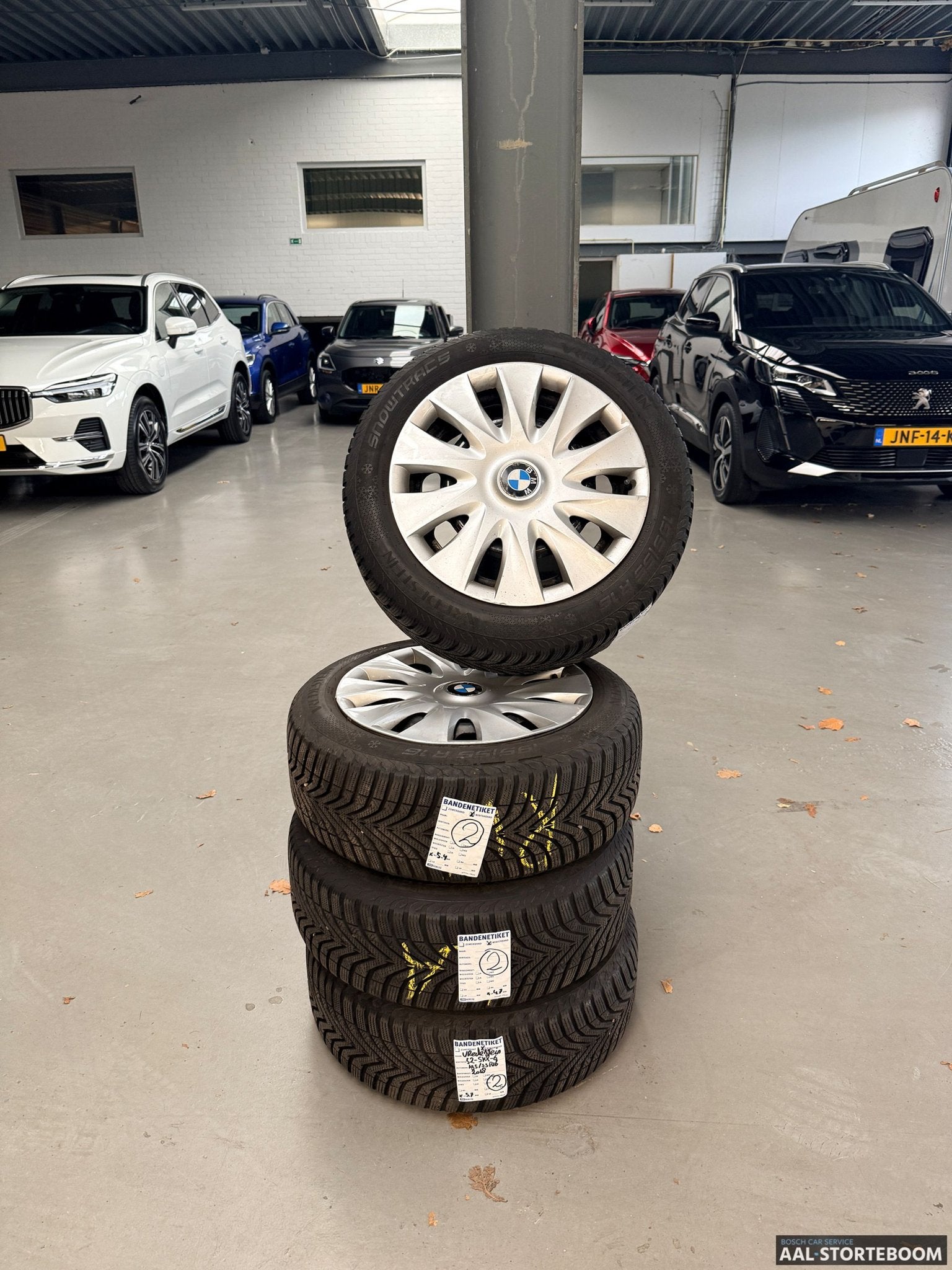 Winterbandenset op stalen velgen voor BMW 1 serie (2011, F20, Ophalen, Gebruikt, -, Banden en Velgen